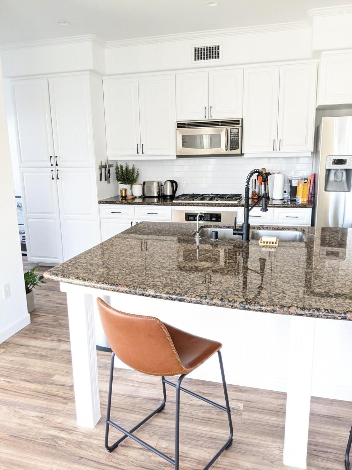 Chic And Modern With Pool, Gym & Parking, 10 Min To San Diego